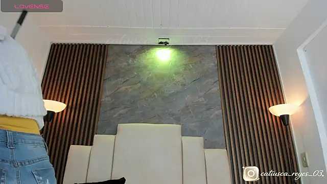 catiusca reyes 03 online show from 04-23-26, 11:09