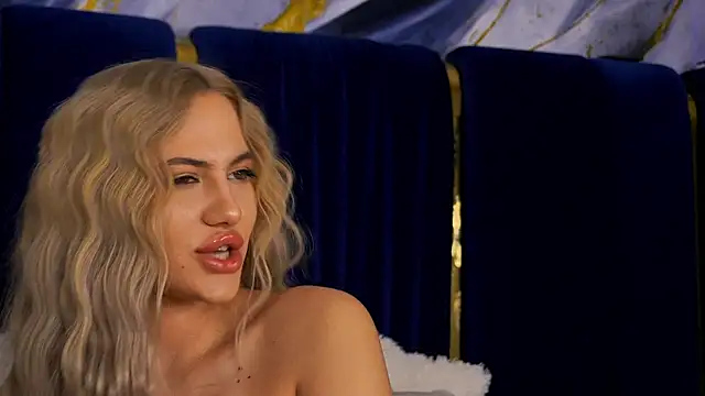 Snapshot of Chloe_GraceeX chatting on 12-14-25, 10:14 Chloe GraceeX online show from 12-14-25, 10:14