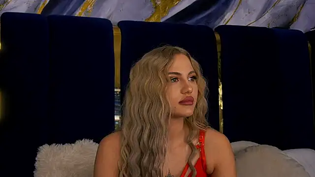 Chloe GraceeX online show from 12-15-25, 10:25