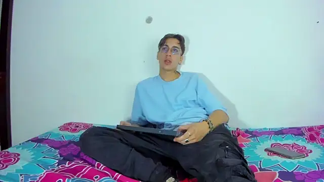 Dio  morningstar online show from 11-27-25, 12:07