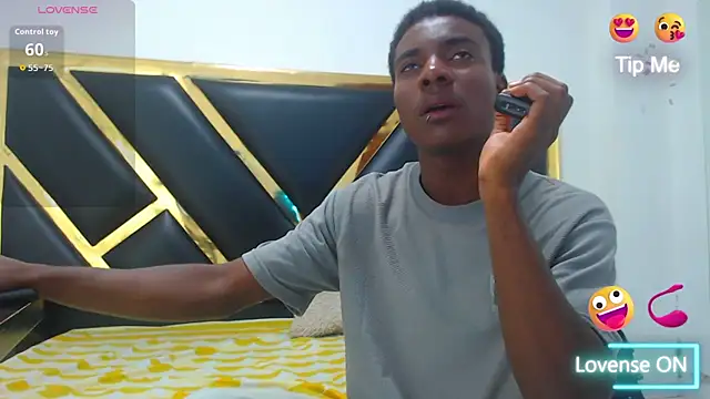 NoahJhonson69 online show from 01-12-26, 07:08