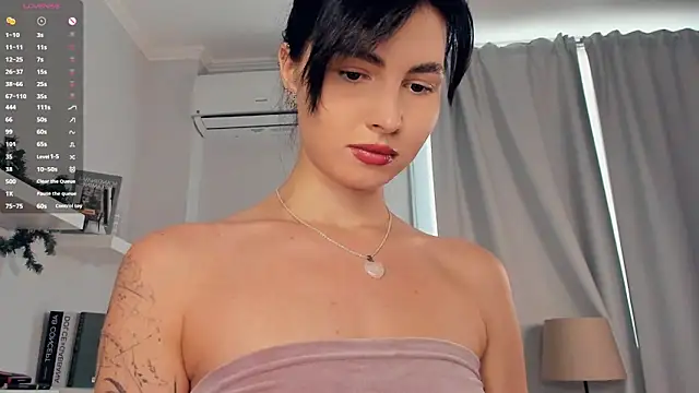 Snapshot of FeliciaKogen chatting on 06-14-26, 07:21 FeliciaKogen online show from 06-14-26, 07:21