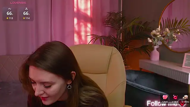 Ursula Andres online show from 04-07-26, 01:06