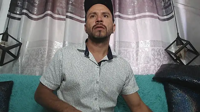 Snapshot of choreto_flash chatting on 11-30-25, 05:39 choreto flash online show from 11-30-25, 05:39