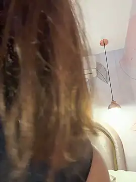 IsabelaStefano online show from 11-25-25, 03:06