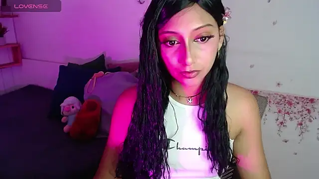 Snapshot of Karol_Soft chatting on 12-02-25, 09:32 Karol Soft online show from 12-02-25, 09:32