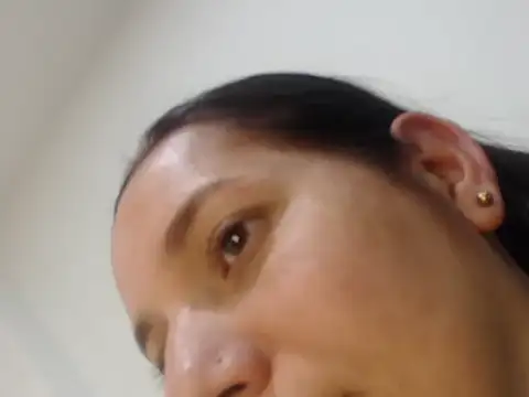 Snapshot of Sendy_nasty_Kinky chatting on 12-02-25, 03:45 Sendy nasty Kinky online show from 12-02-25, 03:45