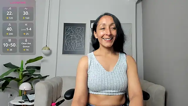 Snapshot of Violet_Kumar chatting on 11-21-25, 08:18 Violet Kumar online show from 11-21-25, 08:18