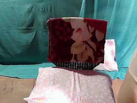 HotAsian Yazzi69 online show from 04-21-26, 02:51