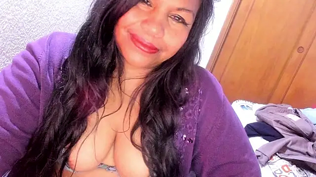 ebonycamelia online show from 04-26-26, 11:35