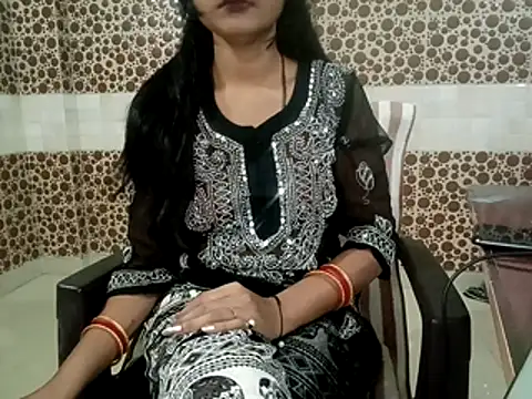 Sassy Shanvi online show from 04-13-26, 12:49