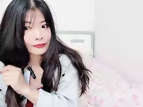 Snapshot of Ava-Baby chatting on 12-05-25, 05:05 Ava-Baby online show from 12-05-25, 05:05