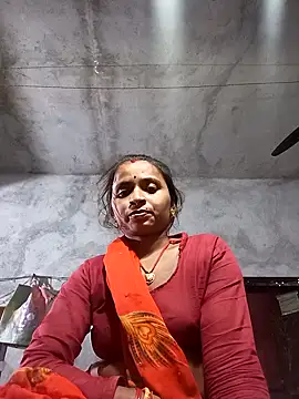 Snapshot of Hot_erion chatting on 11-25-25, 01:22 Hot erion online show from 11-25-25, 01:22