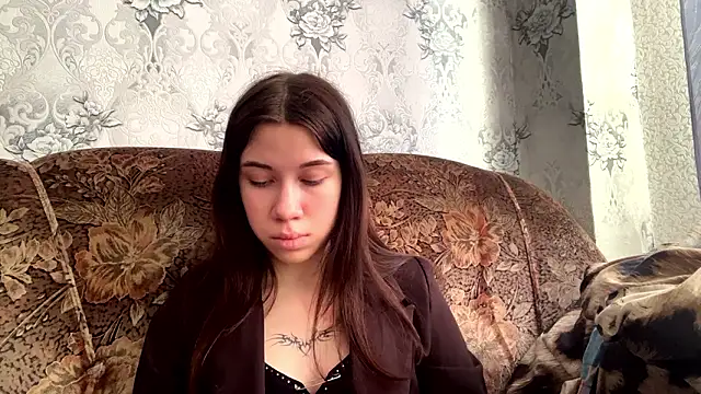 DebbiGoodknight online show from 03-11-26, 06:08