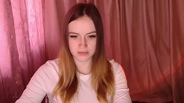 Illa May online show from 03-13-26, 10:44