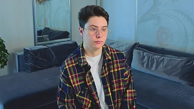 Snapshot of HazeCalypso chatting on 12-15-25, 11:36 HazeCalypso online show from 12-15-25, 11:36