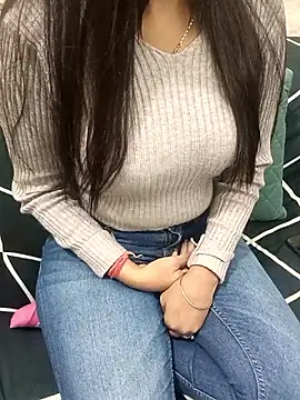 Snapshot of pure_beauty03 chatting on 12-04-25, 05:28 pure beauty03 online show from 12-04-25, 05:28