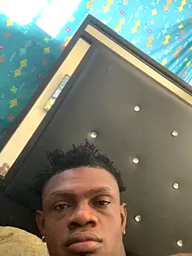 Snapshot of laperson chatting on 12-15-25, 03:38 laperson online show from 12-15-25, 03:38