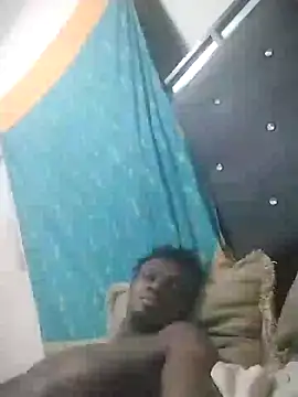 Snapshot of laperson chatting on 12-23-25, 01:58 laperson online show from 12-23-25, 01:58