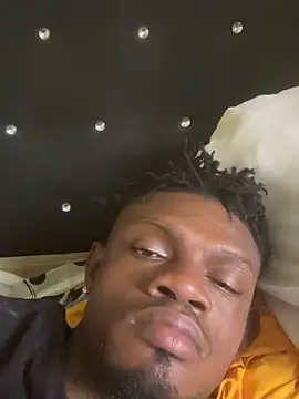 Snapshot of laperson chatting on 03-10-26, 06:02 laperson online show from 03-10-26, 06:02