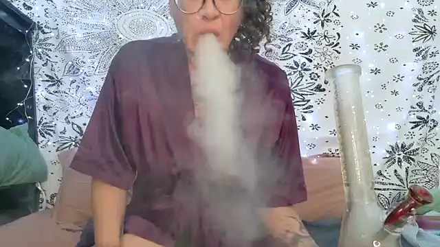 sareberr420 online show from 02-04-26, 04:35