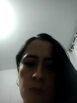 Snapshot of danielita1414 chatting on 11-28-25, 02:09 danielita1414 online show from 11-28-25, 02:09