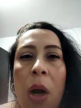 Snapshot of danielita1414 chatting on 12-01-25, 02:11 danielita1414 online show from 12-01-25, 02:11