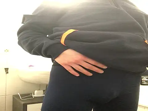 Spielzeugtwink online show from 12-17-25, 10:05