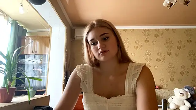 Snapshot of Malley_Saunds chatting on 11-20-25, 07:08 Malley Saunds online show from 11-20-25, 07:08