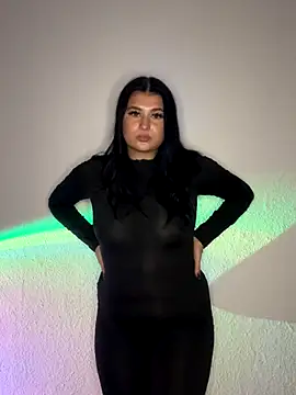 Snapshot of KimberlyBlue chatting on 12-01-25, 06:46 KimberlyBlue online show from 12-01-25, 06:46