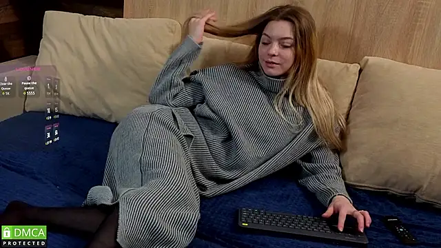 EmilieLong online show from 01-15-26, 02:21