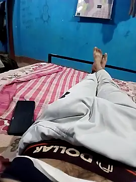 Snapshot of vaasuboy01 chatting on 04-15-26, 05:53 vaasuboy01 online show from 04-15-26, 05:53