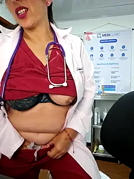 JustSamantha  online show from 02-10-26, 11:58