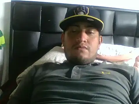 Minnie2013Mickey online show from 11-26-25, 07:15