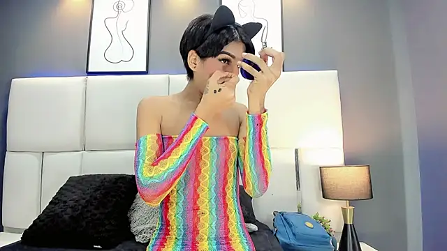 Snapshot of RenataAcosta chatting on 12-02-25, 08:26 RenataAcosta online show from 12-02-25, 08:26