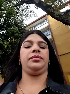 Layla-daring online show from 04-21-26, 08:01