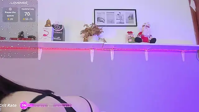 Snapshot of EsmeraldaFoxxxx chatting on 12-14-25, 04:07 EsmeraldaFoxxxx online show from 12-14-25, 04:07