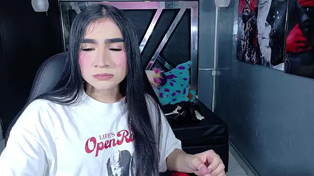 Snapshot of Evangeline_Star1 chatting on 11-27-25, 08:11 Evangeline Star1 online show from 11-27-25, 08:11