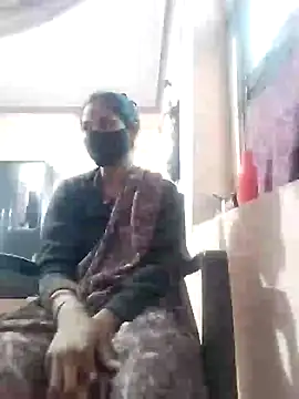 Snapshot of Yt_kinjal chatting on 11-22-25, 08:35 Yt kinjal online show from 11-22-25, 08:35