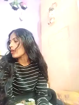 Snapshot of Yt_kinjal chatting on 12-15-25, 02:21 Yt kinjal online show from 12-15-25, 02:21