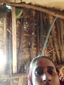 Xxx suhana online show from 11-26-25, 03:40