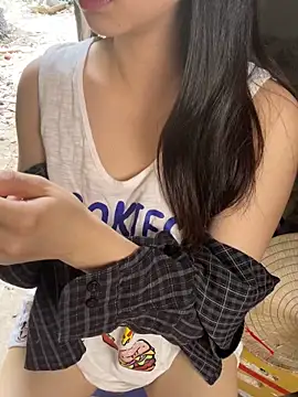 XndSeraphina online show from 04-20-26, 04:48