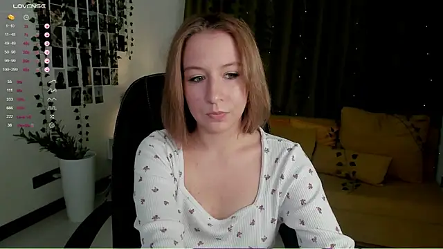 Snapshot of Emmy_Soul chatting on 11-27-25, 07:05 Emmy Soul online show from 11-27-25, 07:05