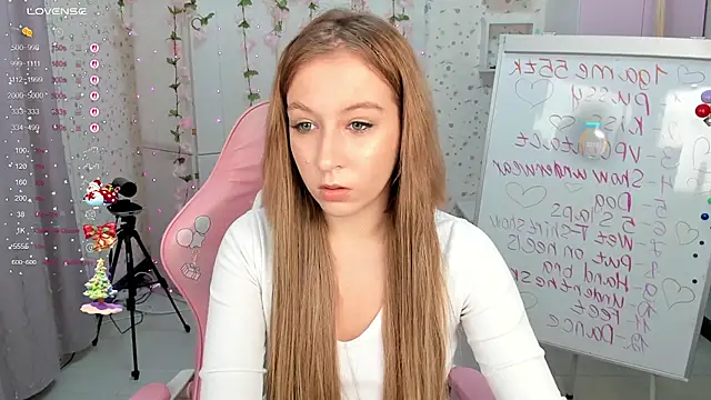 Snapshot of Emmy_Soul chatting on 12-04-25, 08:06 Emmy Soul online show from 12-04-25, 08:06