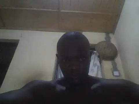 Snapshot of UsTwo_ chatting on 11-22-25, 07:13 UsTwo online show from 11-22-25, 07:13