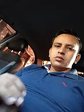 Snapshot of art-e9-2 chatting on 11-26-25, 12:06 art-e9-2 online show from 11-26-25, 12:06