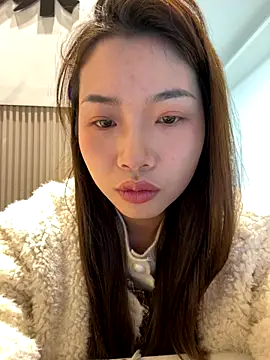 Snapshot of GYYoo chatting on 11-24-25, 04:01 GYYoo online show from 11-24-25, 04:01