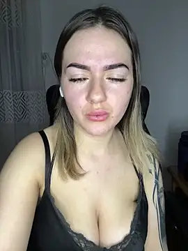 SoniaLav online show from 02-11-26, 07:30