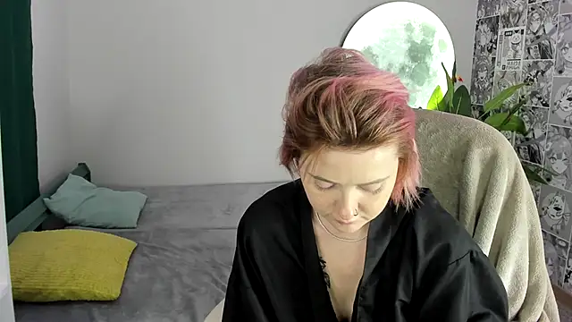 Snapshot of LaylaCookies_ chatting on 11-25-25, 05:40 LaylaCookies online show from 11-25-25, 05:40