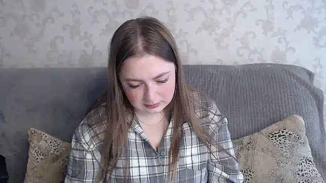 Snapshot of GirlPlayer chatting on 06-13-26, 08:01 GirlPlayer online show from 06-13-26, 08:01